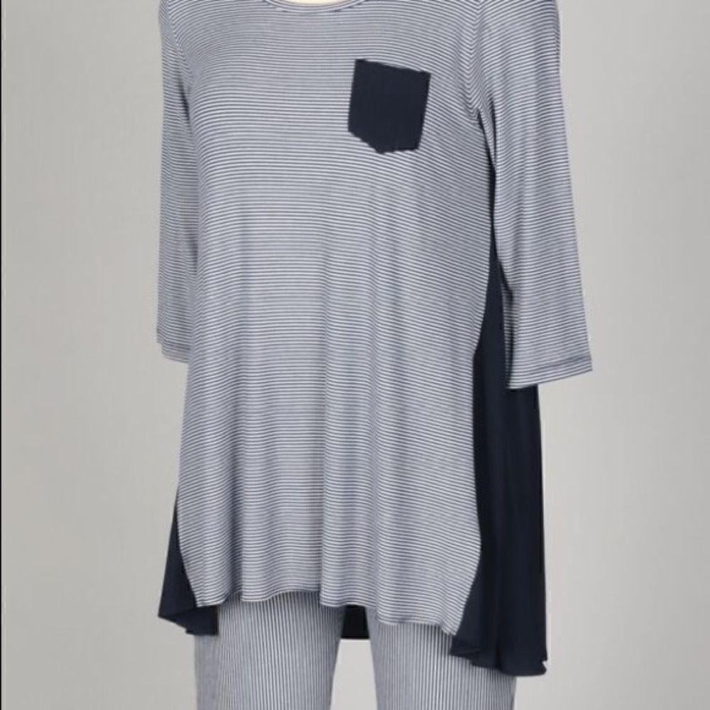 Comfy USA | Marilyn Tunic Bonnie Stripe & Navy | L